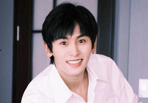 陈牧驰前女友爆料视频,揭秘昔日恋情内幕  第2张